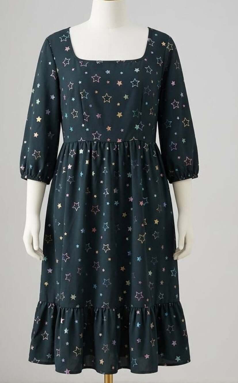 Size Large 12 BloomChic Black Square Neck Dress with Colorful Stars & Pockets!